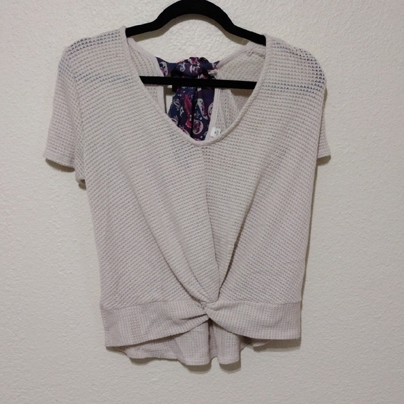Alya Tops - Alya Cream Knot Front Short Sleeve With Ribbon Tie In The Back